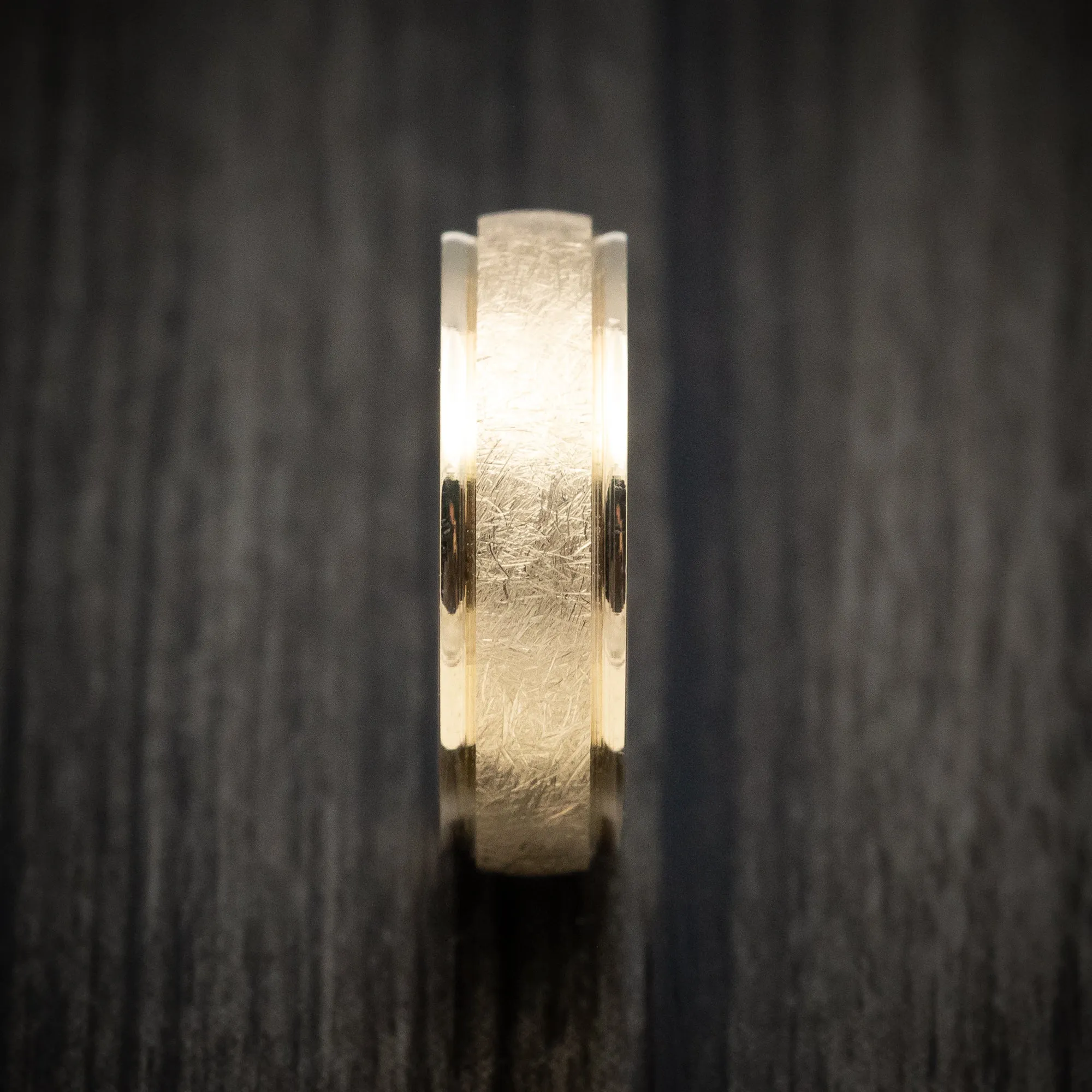 14K Yellow Gold Classic Wedding Men's Band