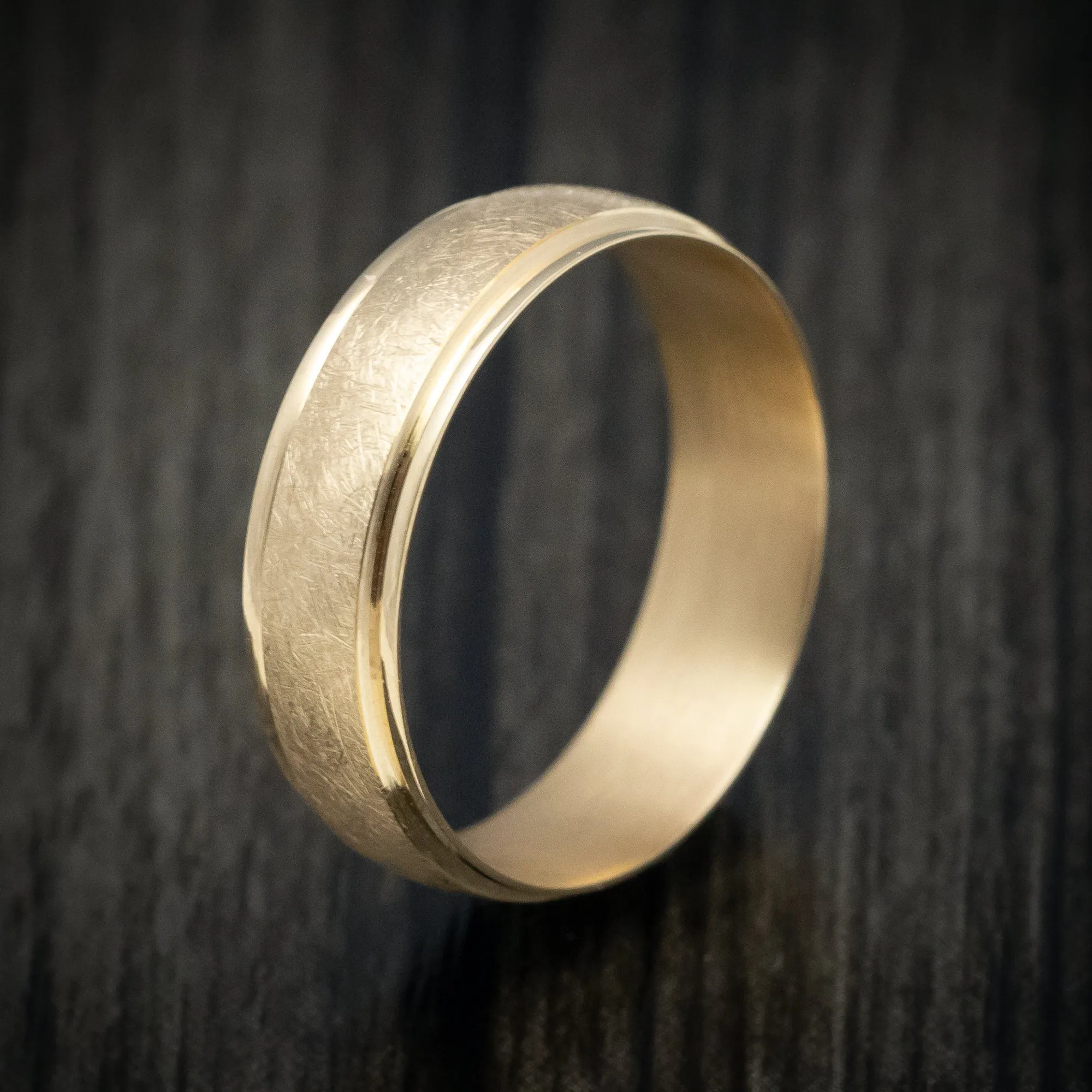 14K Yellow Gold Classic Wedding Men's Band